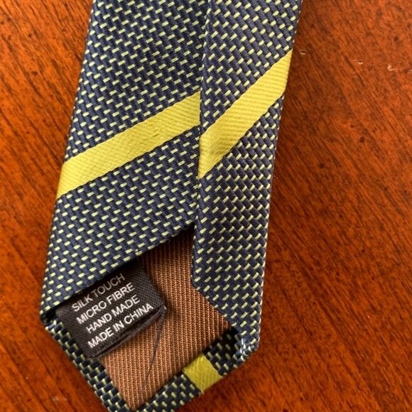 IMANI UOMO Men’s Tie Striped 100% Silk Touch Micro Fibre Handmade - Picture 4 of 4